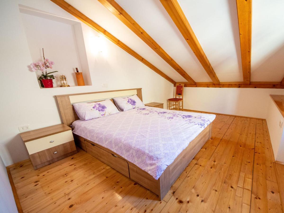 Apartment Kristijan By Interhome Brseč Eksteriør bilde