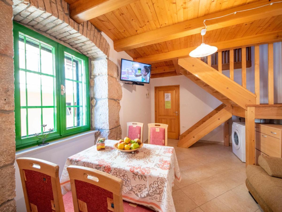 Apartment Kristijan By Interhome Brseč Eksteriør bilde